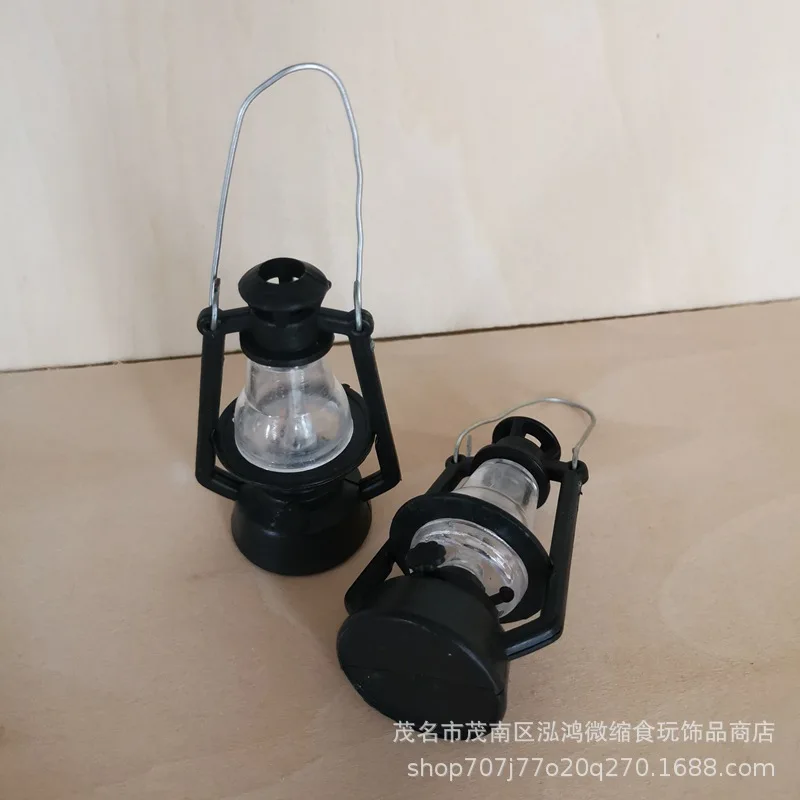 Small Cloth Doll House Accessories Scene Model Miniature Toy Shoot Nie Props Mini Model Retro Oil Lamp
Small Cloth Doll House Accessories Scene Model Miniature Toy Shoot Nie Props Mini Model Retro Oil Lamp