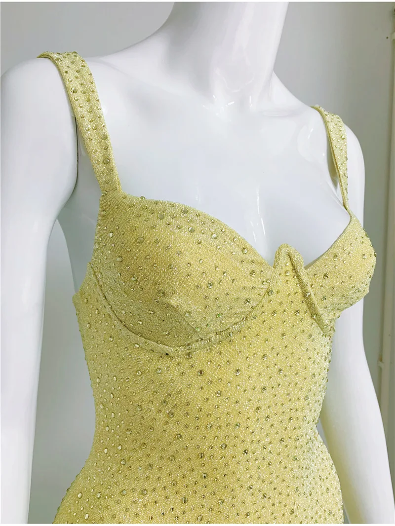 12146697714_926585498