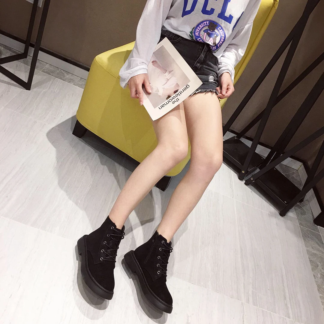 Бренд molan Designers; коллекция года; Сезон Зима; модные черные высококачественные удобные растягивающиеся сапоги на платформе 2 см со шнуровкой; женская обувь; Ботинки martin