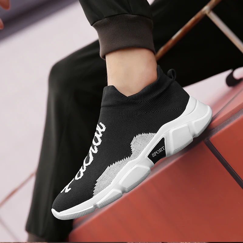 

Mens Sneakers 2020 Fashion Breathale Knitted Socks Shoes Light Couple Shoes Men Casual Running Shoes Loafers Male Footwear 36-44