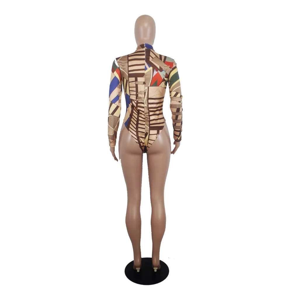 12741789158_1642458357