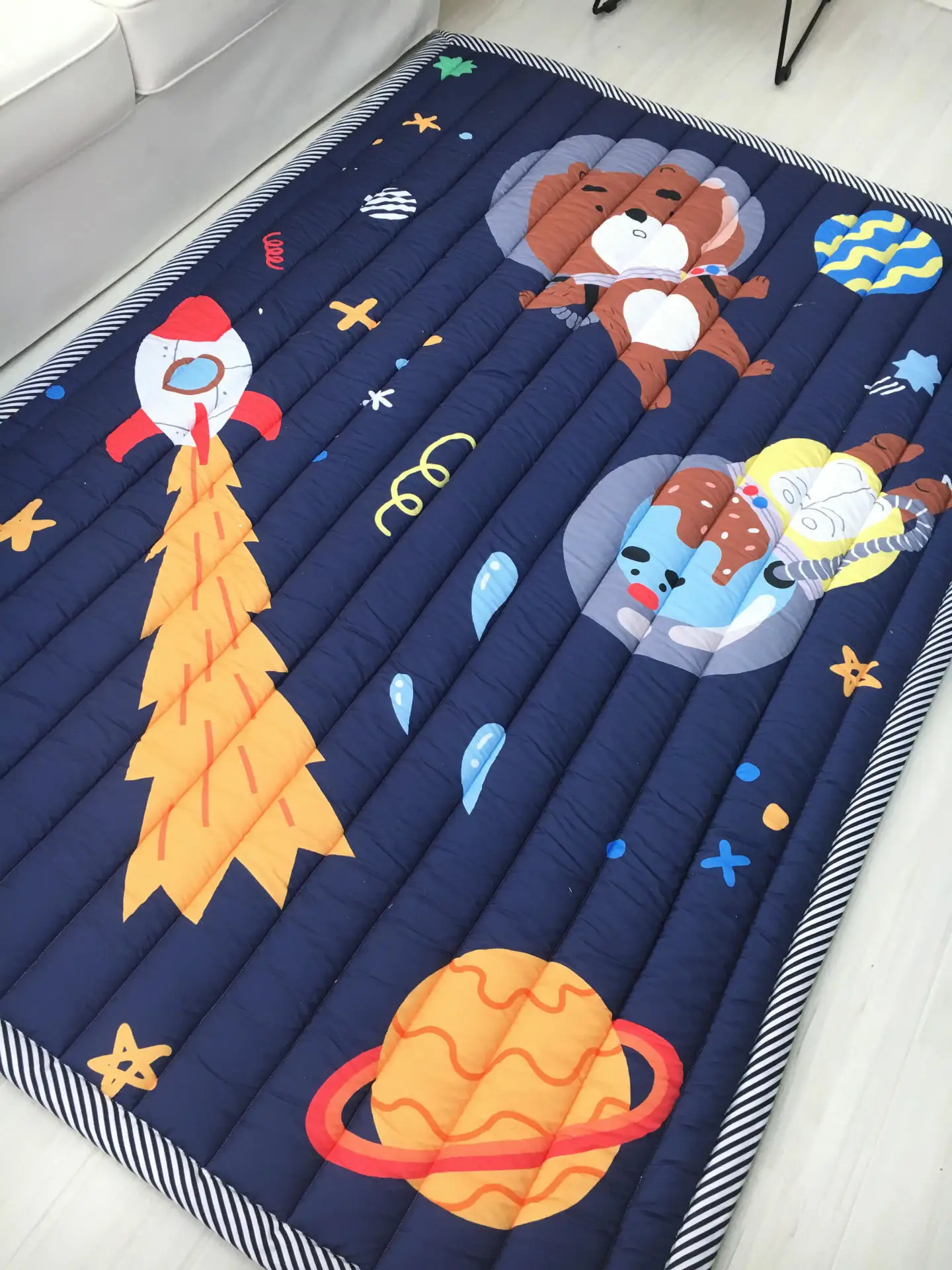 Ins мультяшный коврик мягкий складной детский коврик для лазания детское сиденье игровой игрушечный планшет одеяло - Цвет: Шоколад