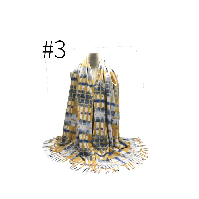New Fashion cashmere print check plaid tassels women pashmina warm scarves Muslim hijabs shawls bandana winter scarf 8PCS/LOT - Color: 3
