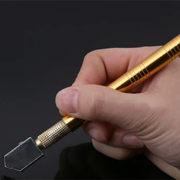 

173mm Glass Cutter Diamond Tip Steel Blade Oil Feed Cutter Antislip plastic Handle For Hand Tool Cutting Hardware Accessories