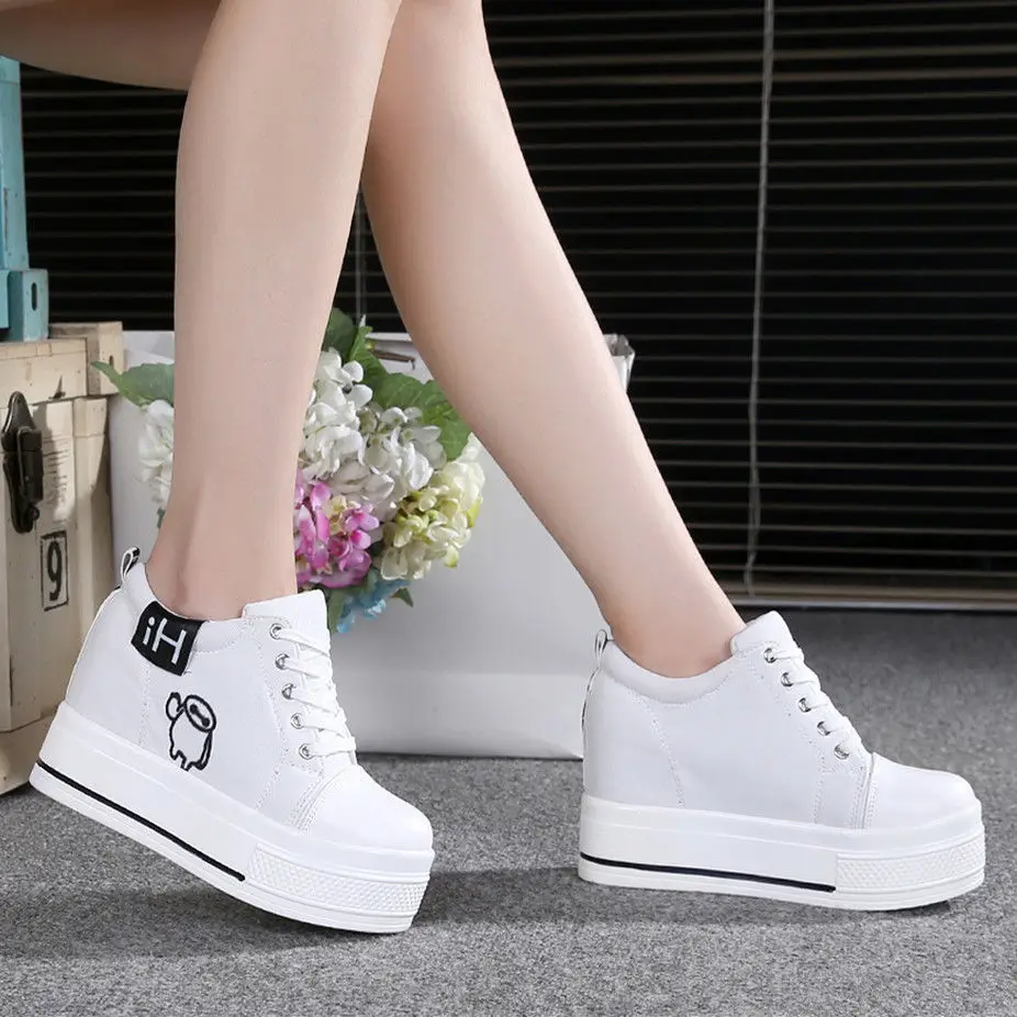 

White Elevator Low Top Canvas Shoes Thick Bottomed Platform Student Korean-style White Shoes Versatile Flat Leisure Cloth Shoes