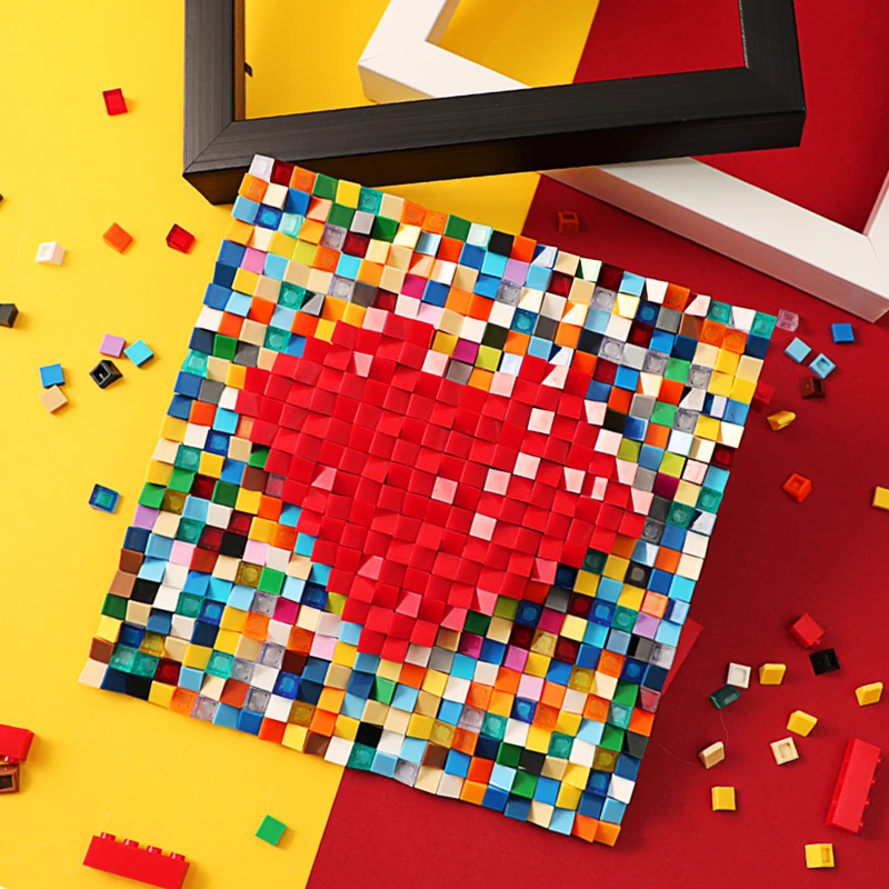 Любовные строительные блоки собранные в виде персика форме сердца Пиксельная