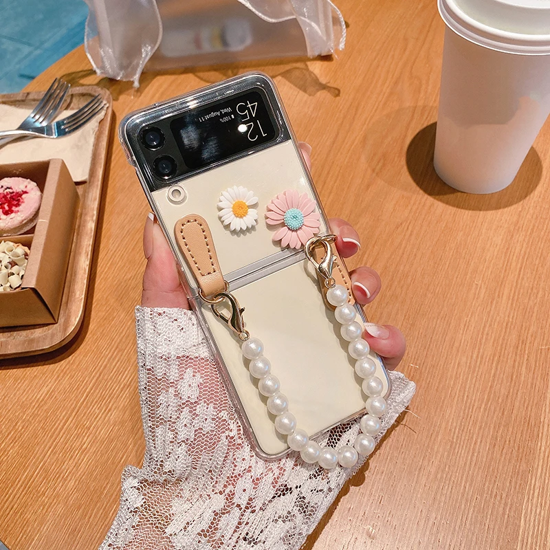 

For Samsung Galaxy Z Flip 5G 4G 4 3 Flip3 Flip4 Fashion Daisy Classic Flowers Transparent Shell Phone Case Cover DIY Fundas Para