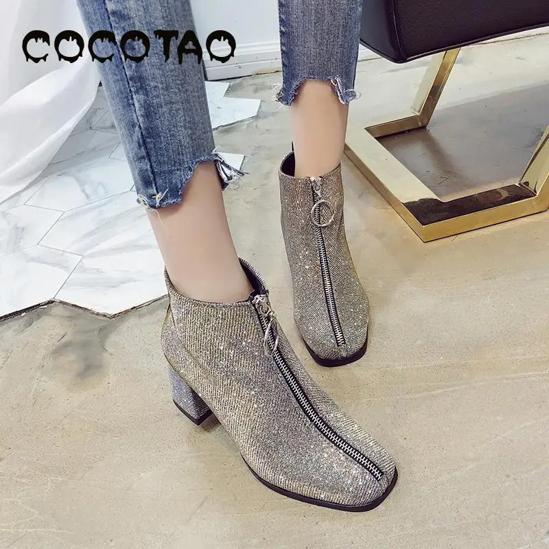 

Female Web Celebrity Short Tide Of New Fund 2019 Autumn Winters Before Martin Boots Thick With Bright Surface And Ankle