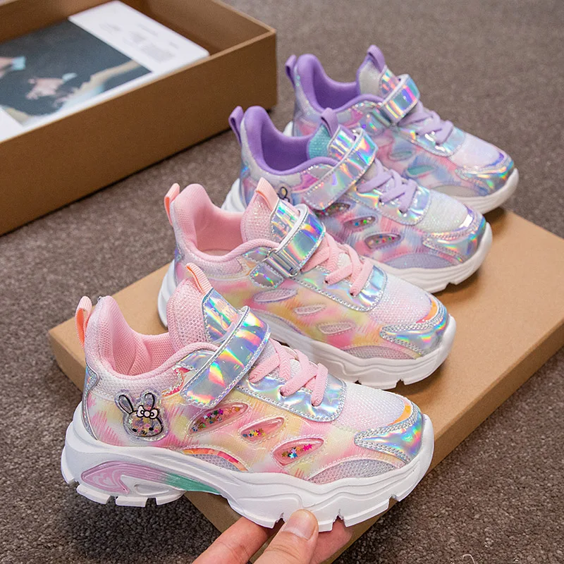 sports shoes in girls