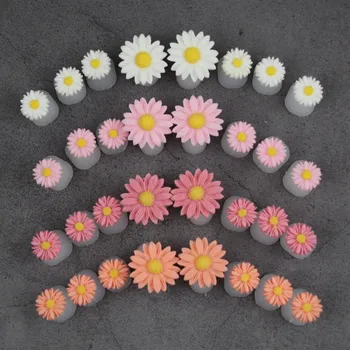 Colore della caramella 8 pezzi Separatore della punta del silicone della margherita Divisore del dito del piede Forma Manicure Pedicure Cura Accessorio portautensili per nail art 1
