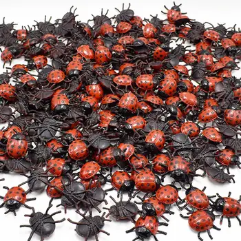 

10Pcs Simulation Animal Ladybug Insect Model Frightening Trick Toy Ornament