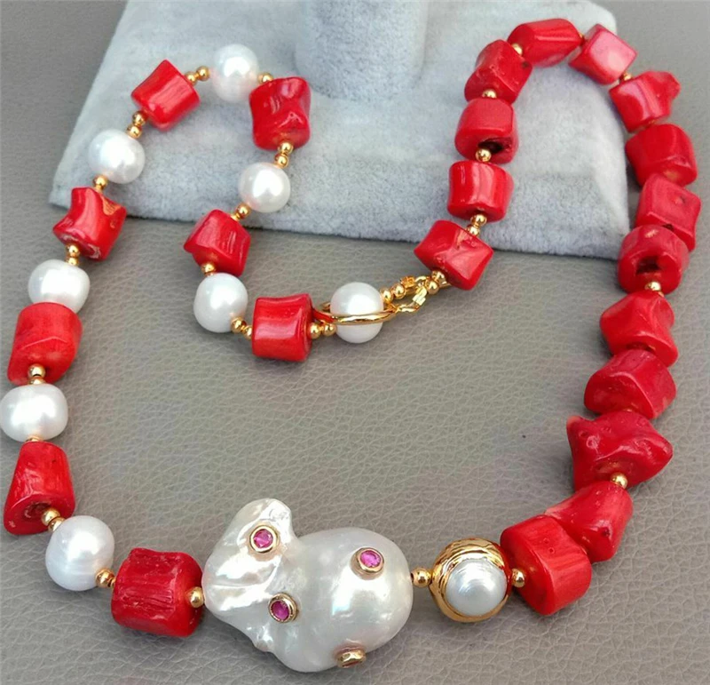 

HABITOO Ethnic Style Natural Red Coral White Baroque Keshi Pearl Cubic Zircon Pave Pendant Necklace Jewelry for Women Xmas Gifts