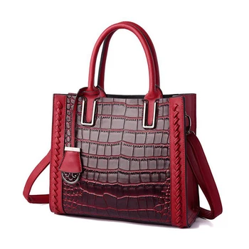 

2020 Crocodile pattern woven handbag designer tassel handbag fashion shoulder bag pu leather large capacity messenger bag