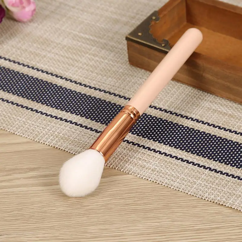 

2019 Newest Best Selling 1pcs Professional White Fluffy Blush/Highlighter/Powder/Blending Face Makeup Brush