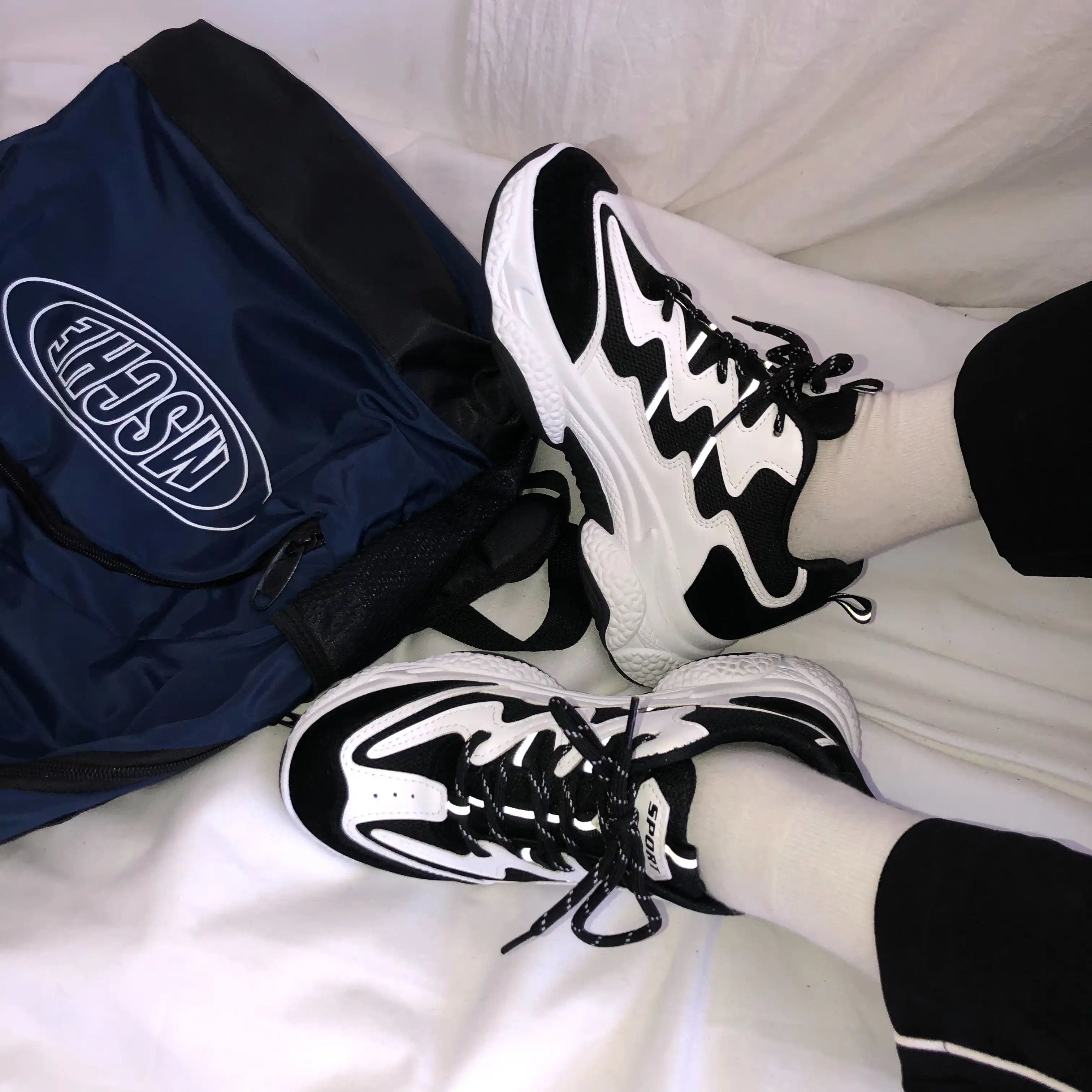 thick heel tennis shoes