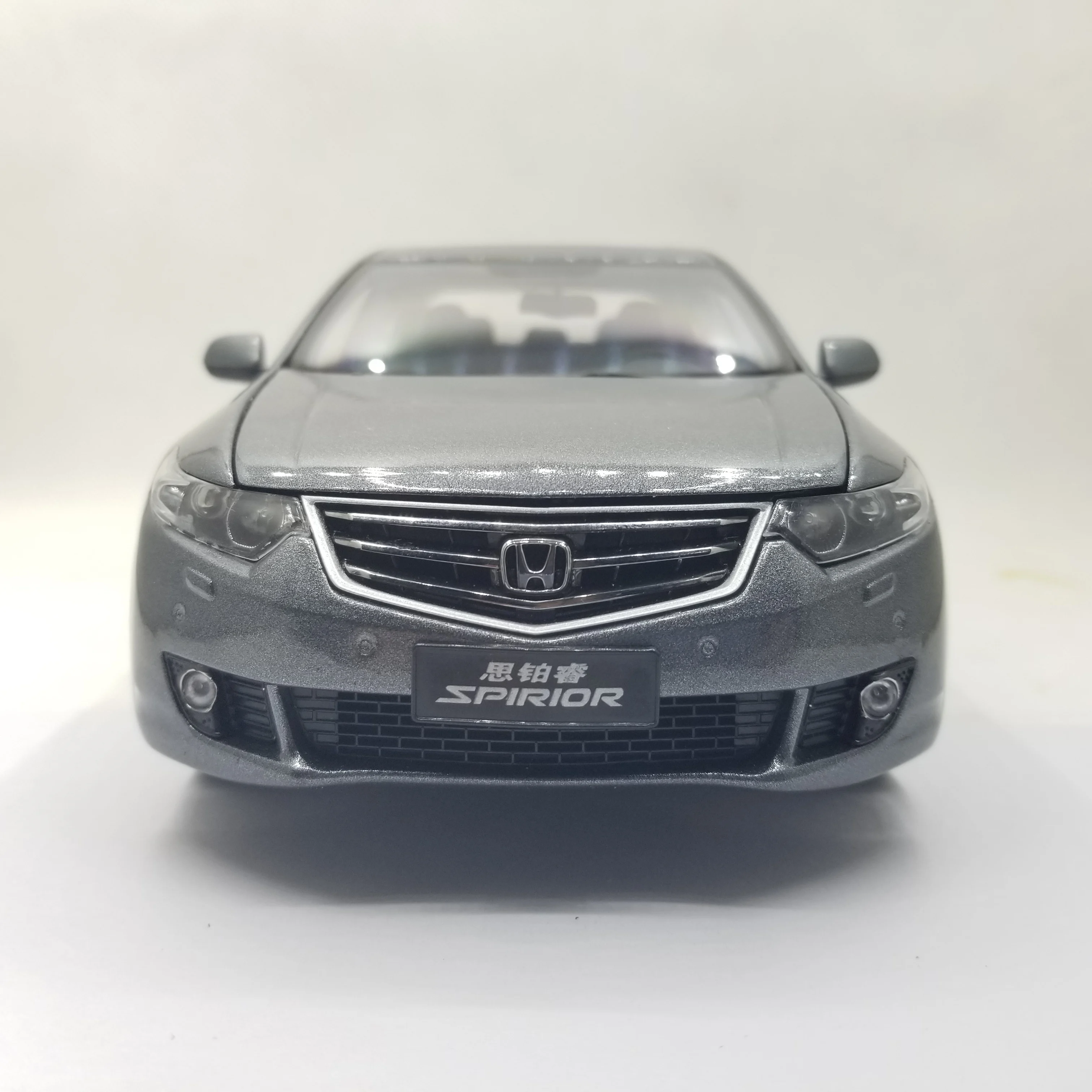 1:18 литая под давлением модель для Honda Spirior 2008 Accord Европа серый седан Игрушечная машина из сплава миниатюрная коллекция подарки фургон