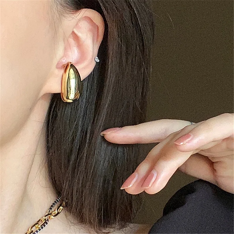 Retro Golden Punk Earrings Without Piercing Metal Ball Chunky Ear clip for Women ear clip earrings,clip earrings,ear clip,ear accessories