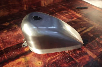 

7L Motorcycle Gas Fuel Tank For Suzuki GN250 Cafe Racer with GAS CAP AA