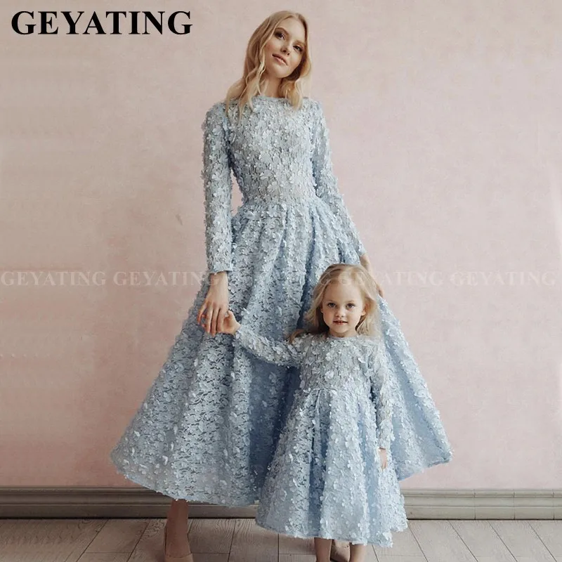 

Arabic Baby Blue Lace 3D Floral Long Sleeves Evening Dress for Mother and Daughter Formal Prom Dresses Midi Family Party Gowns