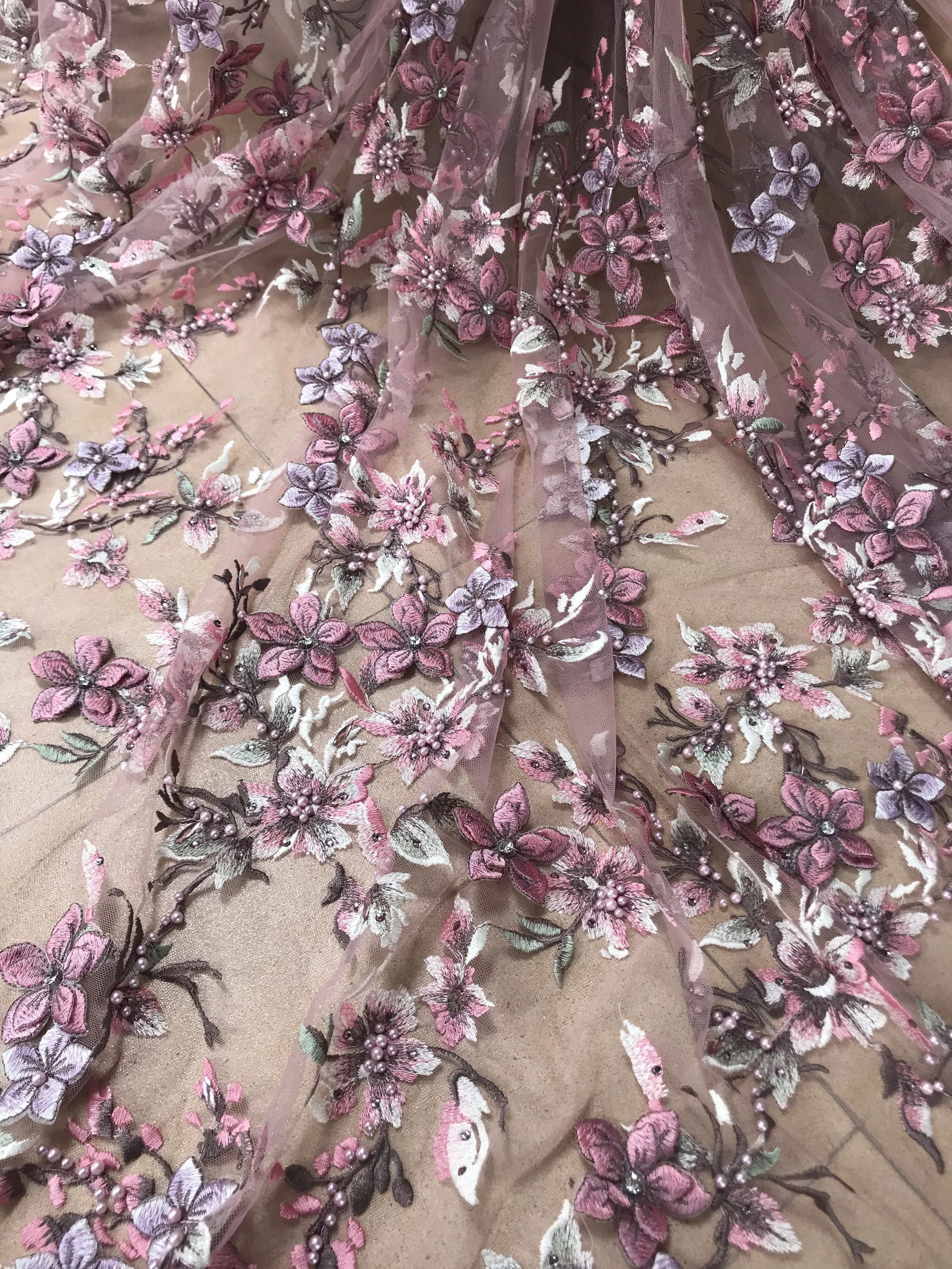 

Latest African Lace Fabric Tulle Lace Fabric With Beads ZH-30683 High Quality African Nigerian Wedding Fabric