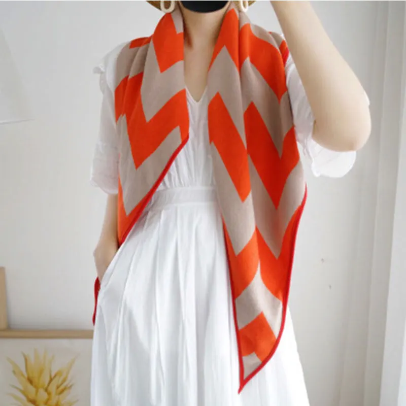 

Luxury Brand Scarves Women Plaid 2020 Cashmere Scarf Gift For Lady Tassel Love Pattern Pashmina Echarpe Cape Shawls And Wraps