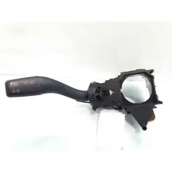 

8327148 control Flashing Audi A4 Saloon (8e) 3.0 Quattro