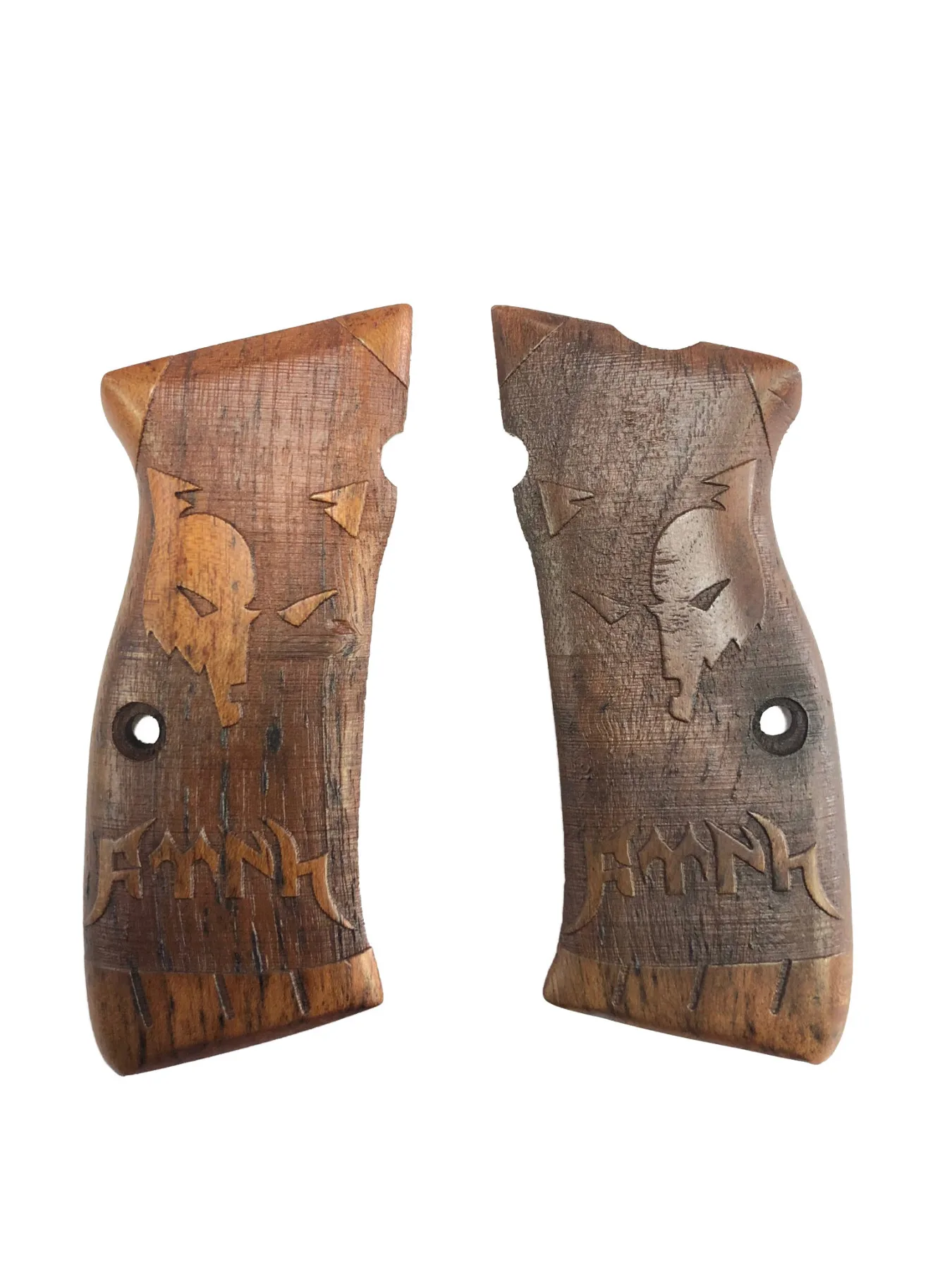 

Unshakable Mega, Kýlýnç and K2 Turkish Written Wolf Embroidered Wooden Grip