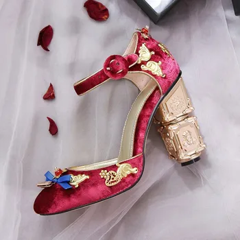 

Autumn Golden Velvet handmade flower metal high-heeled shoes hollow ladies sandals large size shoes