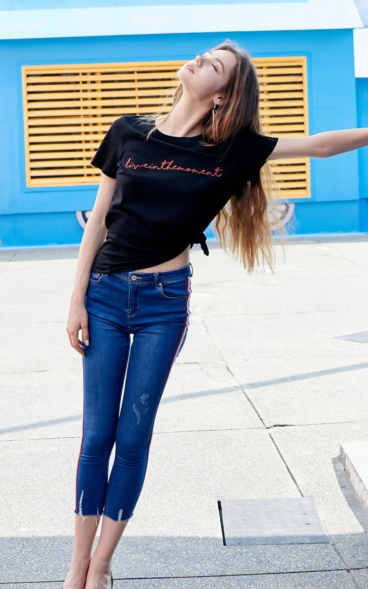 Vero Moda Женская футболка из хлопка с вышитыми буквами и круглым вырезом | 319201554