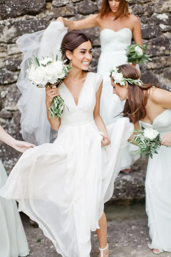 

Fashionable Simple Beach Long 2018 bridal gown Chiffon Backless Romantic Vestido Floor Length Robe De Mariage bridesmaid dresses