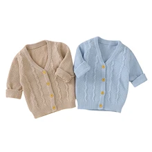 Pull tricoté à manches longues et col en v pour bébés filles et garçons, joli Cardigan de couleur unie, manteau chaud à simple boutonnage, nouvelle tenue de printemps