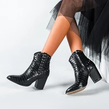 Ковбойские ботинки в байкерском стиле с заклепками; женские ковбойские ботинки из искусственной кожи на высоком каблуке с узором «крокодиловая кожа»; ботильоны; botas