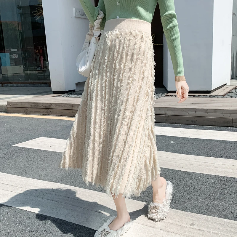 

Qiukichonson Autumn Winter Knitted Skirt Long Women 2020 Korean Fashion High Waist A-Line Tassel Fringe Midi Long Skirt Black