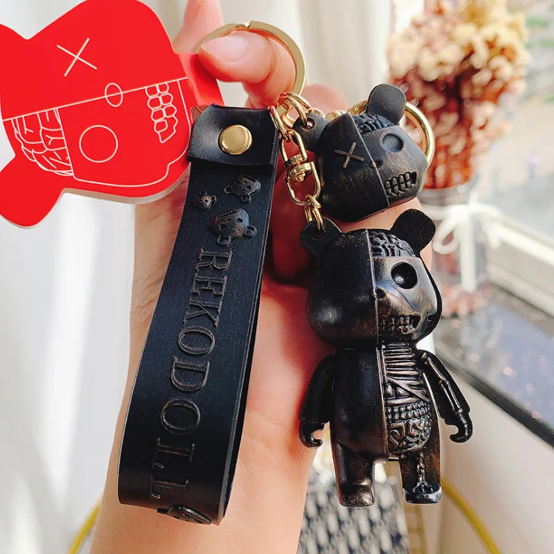 

Fashion Cartoon Funny Half Skull Body Bear Keychain Fashion Punk Animal Keyring Car Bag Pendant Key Chains Couple Halloween Gift