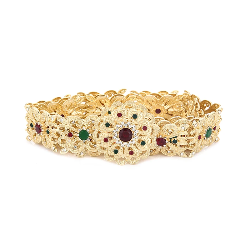 

Fashionable and exquisite hollow pattern of round gem metal belt is carved by hand from the palace