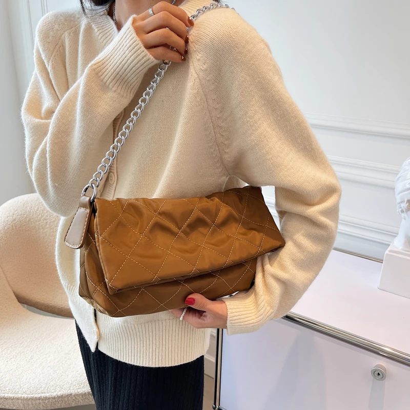Designer Fashion Small Cloth Crossbody Bag with Chain Handle 2021 Winter Fashion Lady Shoulder Handbags and Purses High Quality
