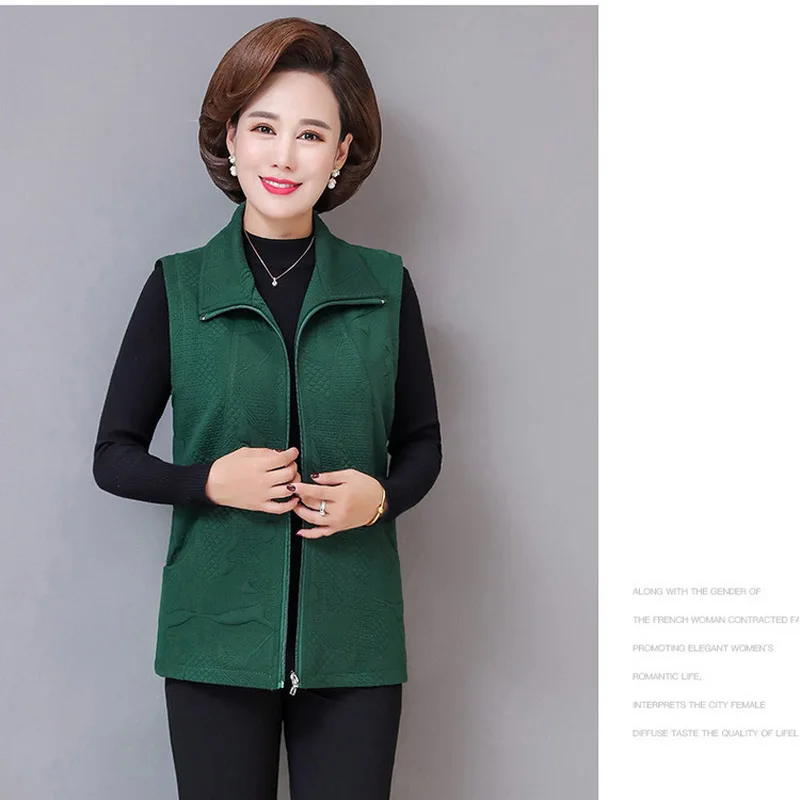 

Middle-aged zipper pocket vest P18065