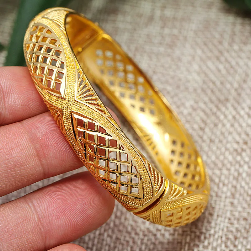 New Fashion Dubai Arab Gold Color Wedding Bangles for Women Bride