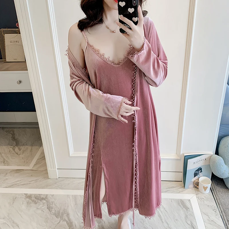 

2 Pieces Women Sexy Velour Robe Gown Set Pleuche Sleepwear Set Lace Bathrobe Set Autumn Winter Nightwear