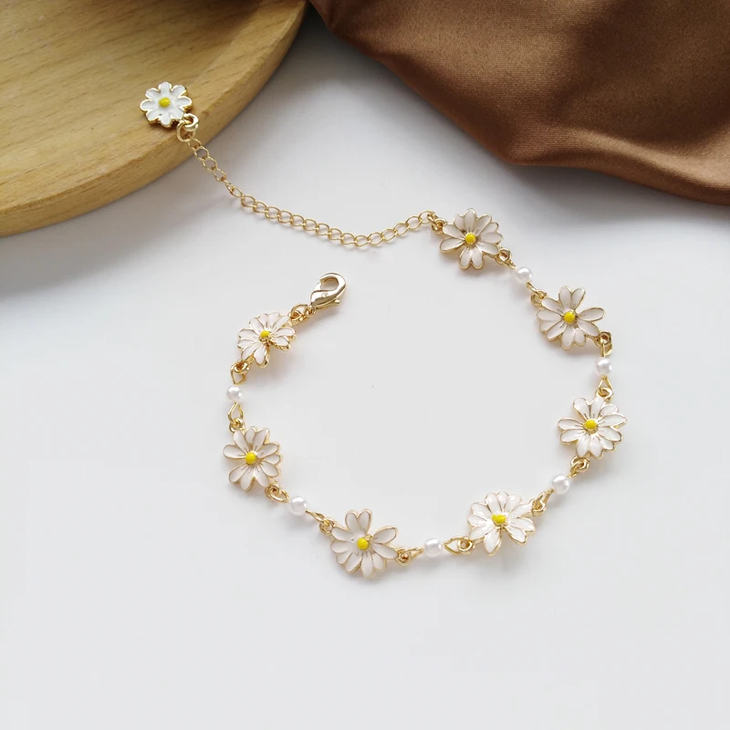 De moda adorable Margarita flor pulseras personalidad minimalista flores perla pulsera de las mujeres fiesta banquete declaración regalo de la joyería