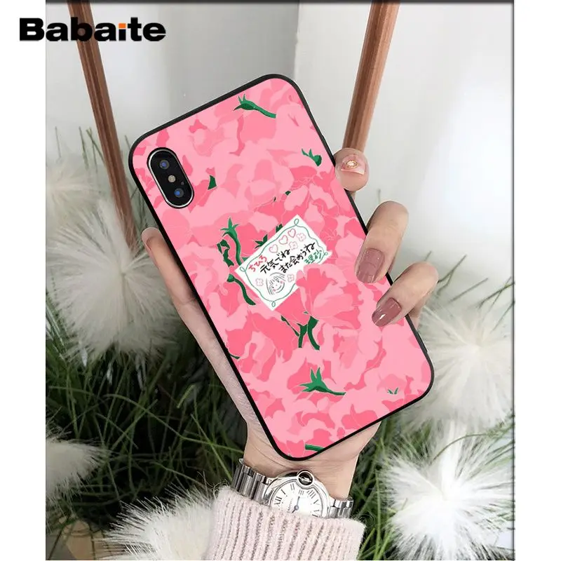 Kawaii короткая футболка с героями из японского аниме Розовые цветы