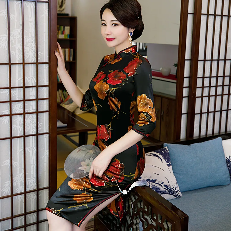 Черный цветочный принт китайский Cheongsam атласная Сельма Сексуальная Леди Qipao Элегантное свадебное платье Большой размер 4xl Осень Новинка Vestidos