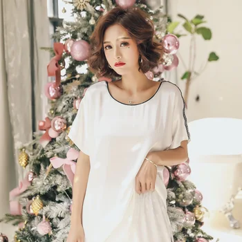 

2019 New Summer new short-sleeved ladies simulation silk pajamas suit simple fashion solid color cropped trousers home service