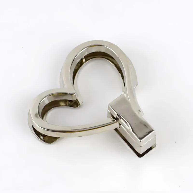 Fashion Heart Shape Bag Lock Clasp Metal Turn Lock Buckles For DIY Handbag Shoulder Bag Purse Handbag Hardware Bag Accessories