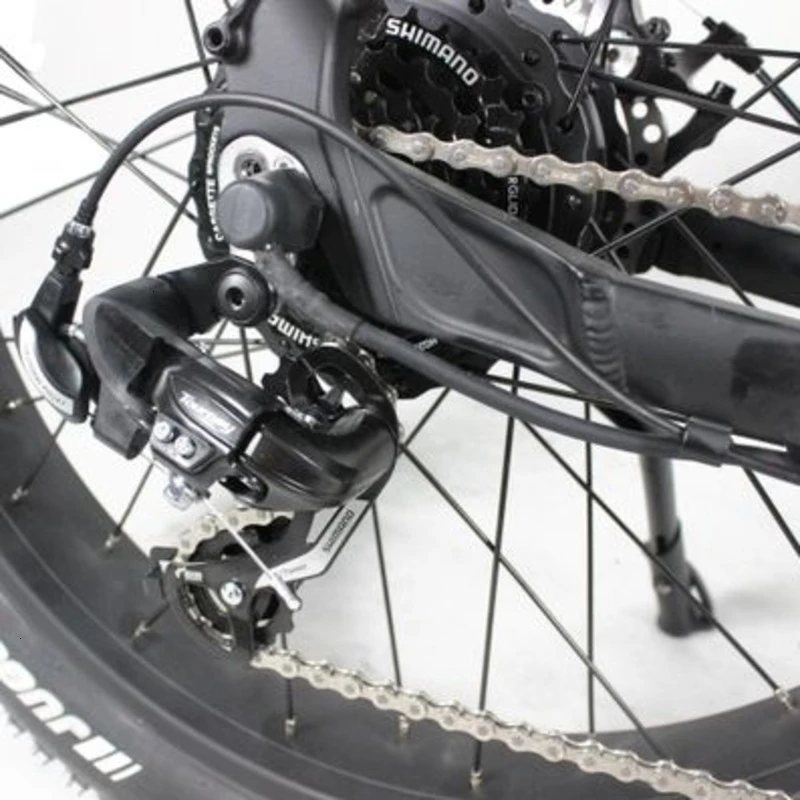 Electric snowmobile lithium battery mountain bike power bicycle 26 inch 48V speed 4.0 wide tire beach off-road vehicle