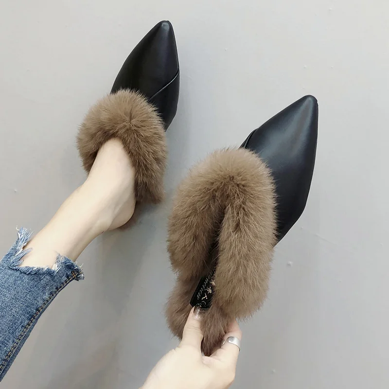 

Shoes Woman 2019 Luxury Slides Flat Slippers Pointed Toe Pokemon Plush Designer Fur New Cover Basic Rome with fur PU Fashion