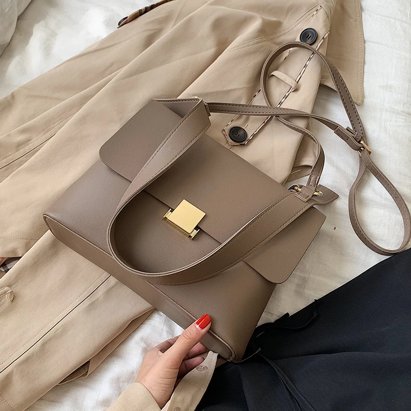 

Texture bag women autumn winter 2020 new fashion versatile messenger bag simple single shoulder portable small square bag