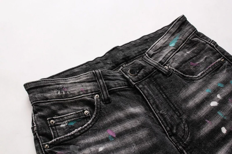 New Style Designer Men Jeans Fashion Streetwear Blue Color Slim Fit Buttons Hole Classical Jeans Men Pants