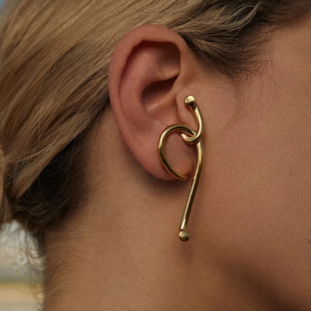 

Hip Hop Rock Twisting Ear Bones Clip Simple Geometrical Irregular Ear clip Fashion Street Snap Earrings Women Jewelry Gifts