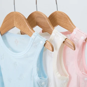 

Baby Bibs Soft Cotton Lunch Bibs Cartoon Printing Infants Bibs Boys Girls Feeding Burp Cloths Bibs Apron